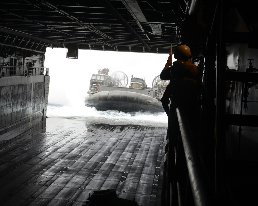 USS Mesa Verde well deck operations