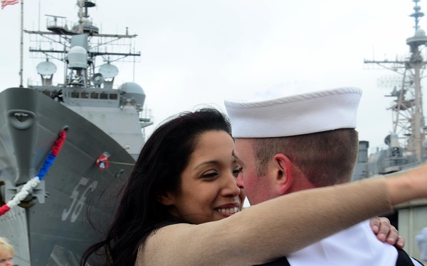 USS San Jacinto returns from deployment