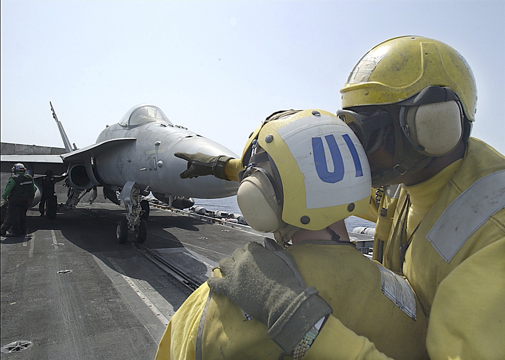 USS George Washington flight deck activity