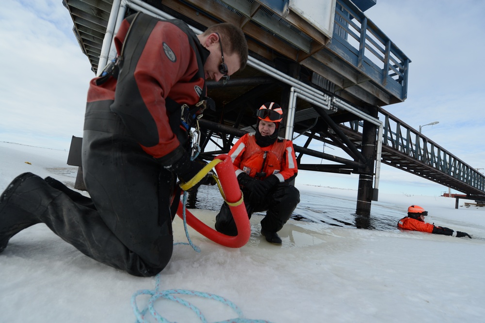 Coast Guard, Kotzebue Fire Department train for ice rescue