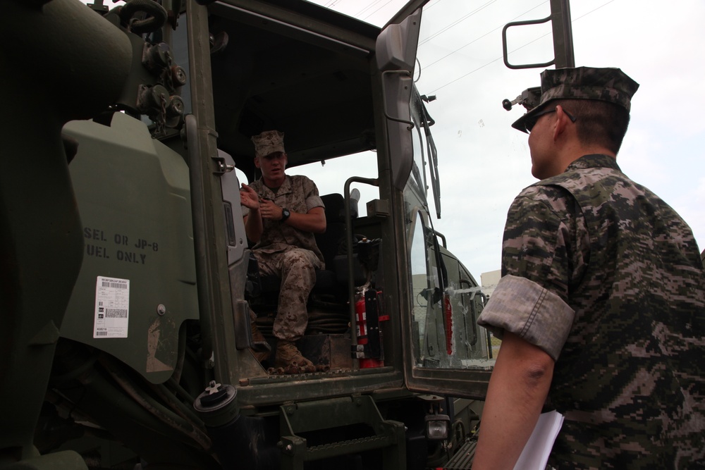 MWSS-172 Marines share capabilities with ROK counterparts