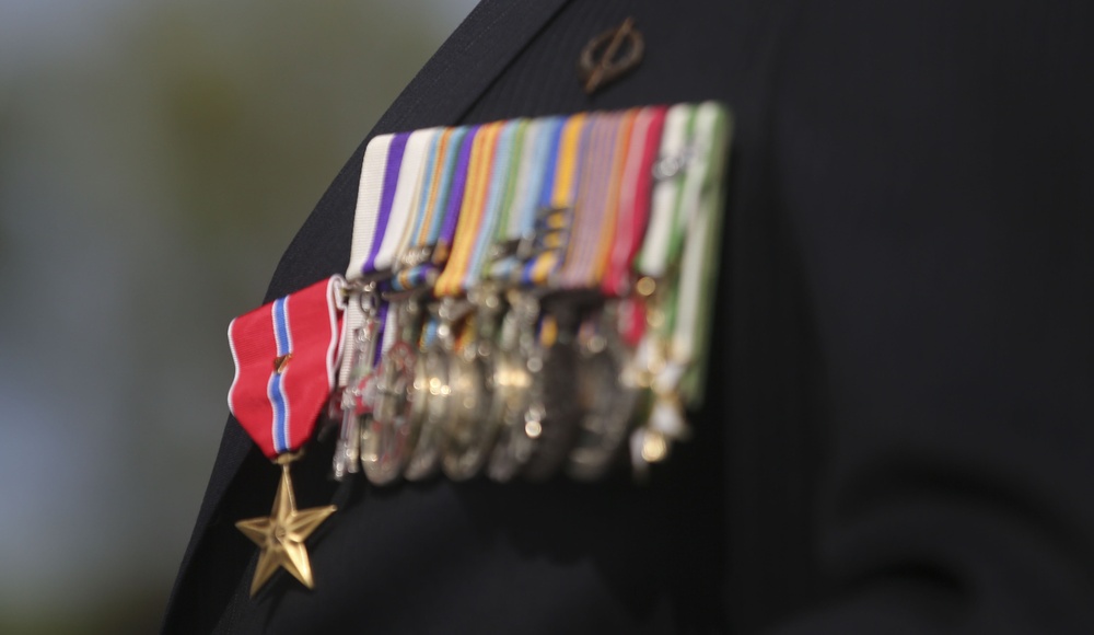 Australian Brigadier receives Bronze Star for service during Vietnam