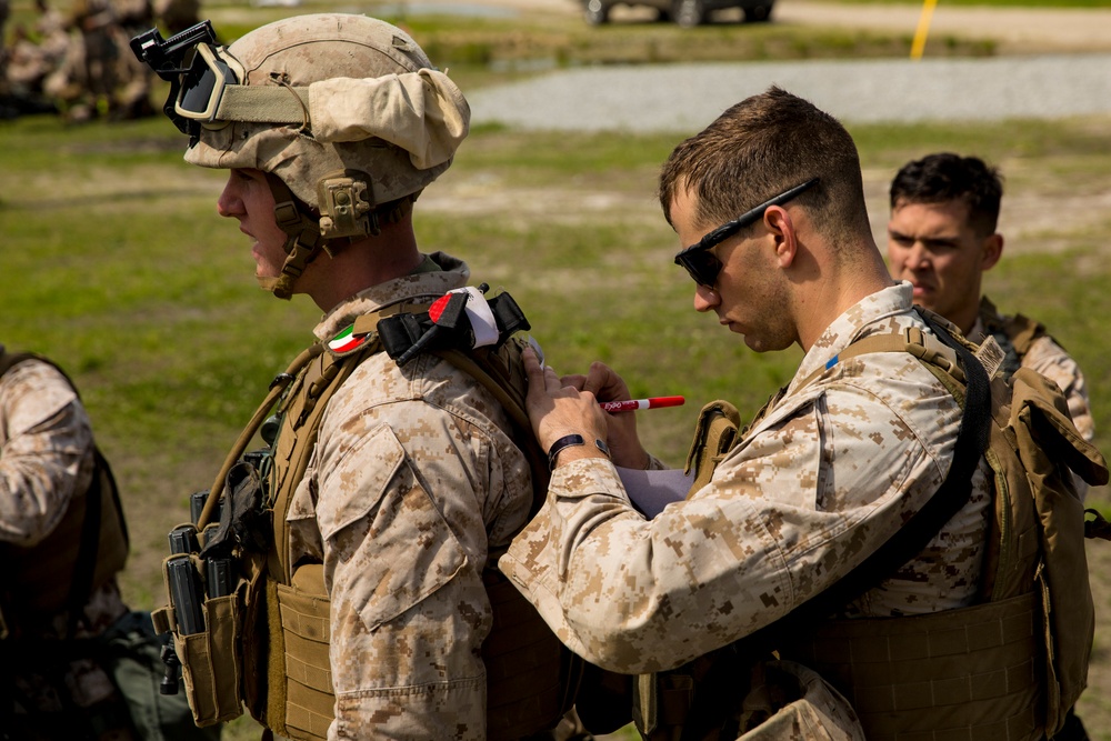 Super squad competition pushes Marines to the limit