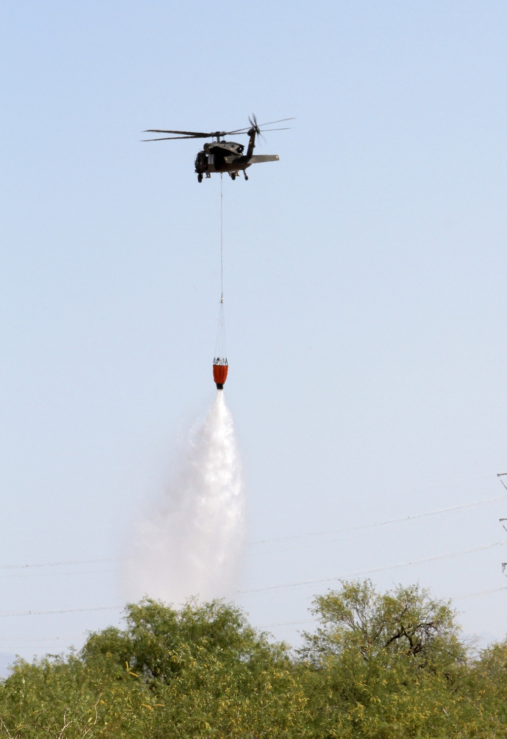 Arizona Army Guard aviators train to fight wildfires