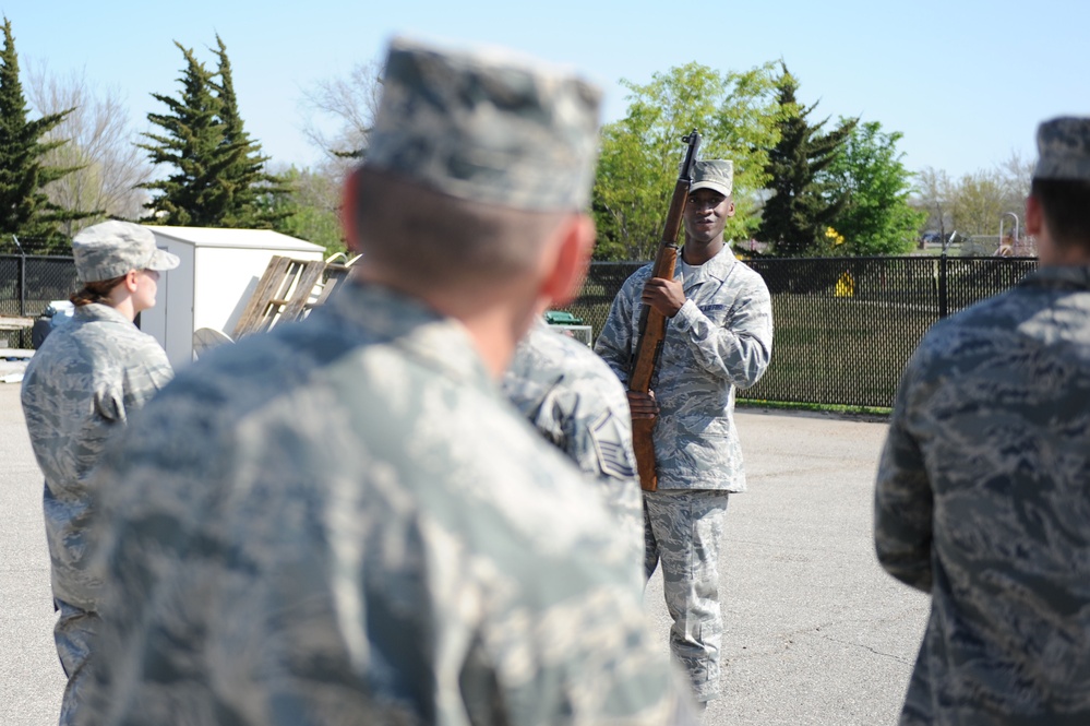 Air Force Honor Guard teaches McConnell Airmen