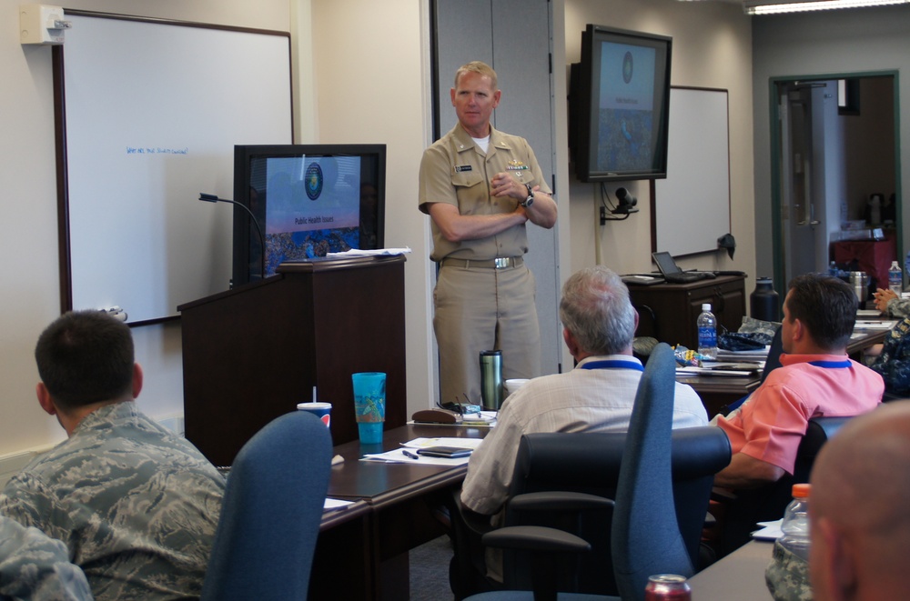 CFE-DMHA gives HART course on Ford Island