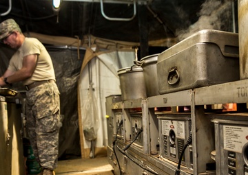NY Army National Guard cooks in Saudi Arabia