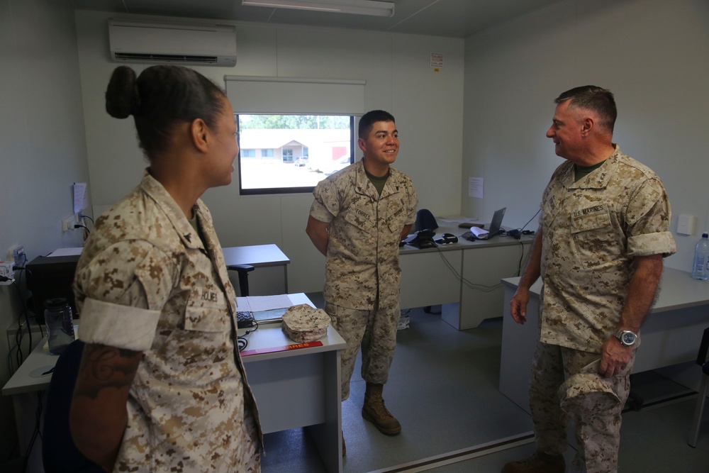 Marine Forces Pacific General visits MRF-D
