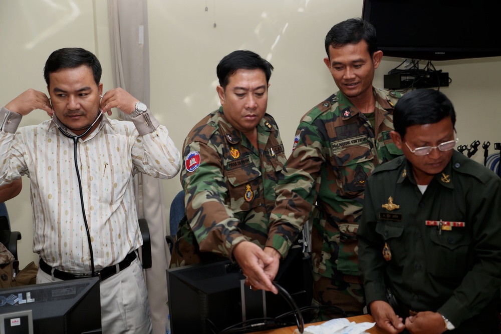 Military medical personnel complete practical application seminar in Cambodia