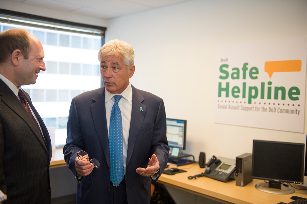 Hagel visits RAINN