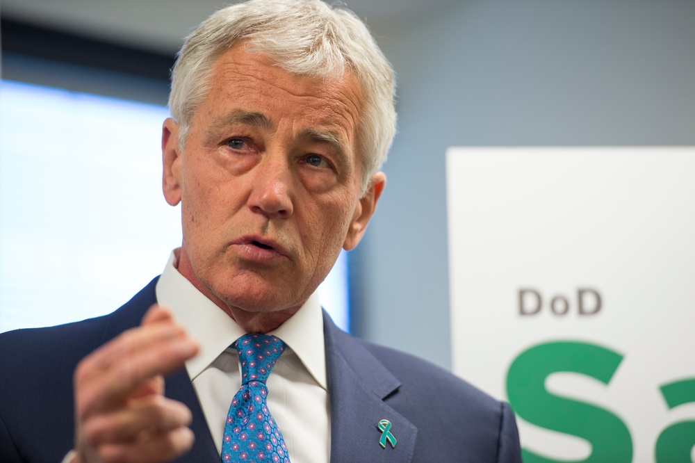 Hagel visits RAINN