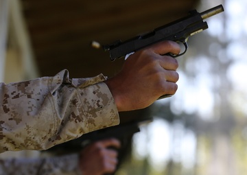 Aim center, hit center: Corps' top shooters compete in 2014 Marine Corps Match Championships