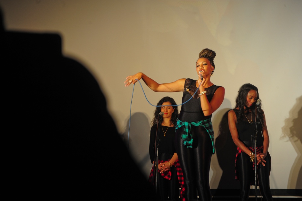 Sinbad and Paige Bryan Band perform for Airmen