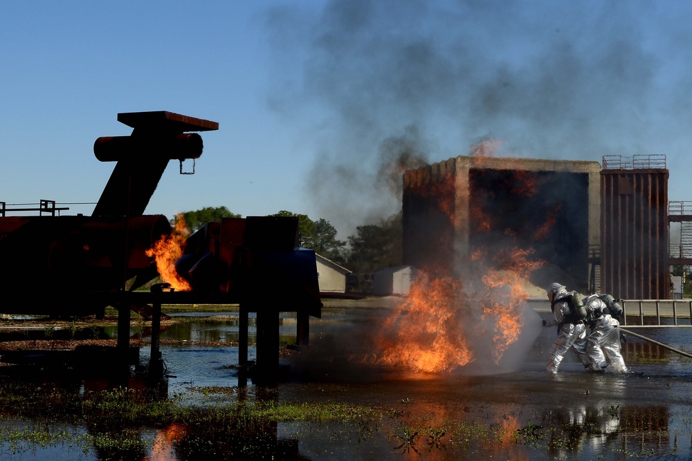 US Airmen train Netherlands Royal Air Force firefighter