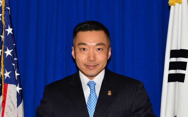 HSI returns ancient artifacts to South Korea