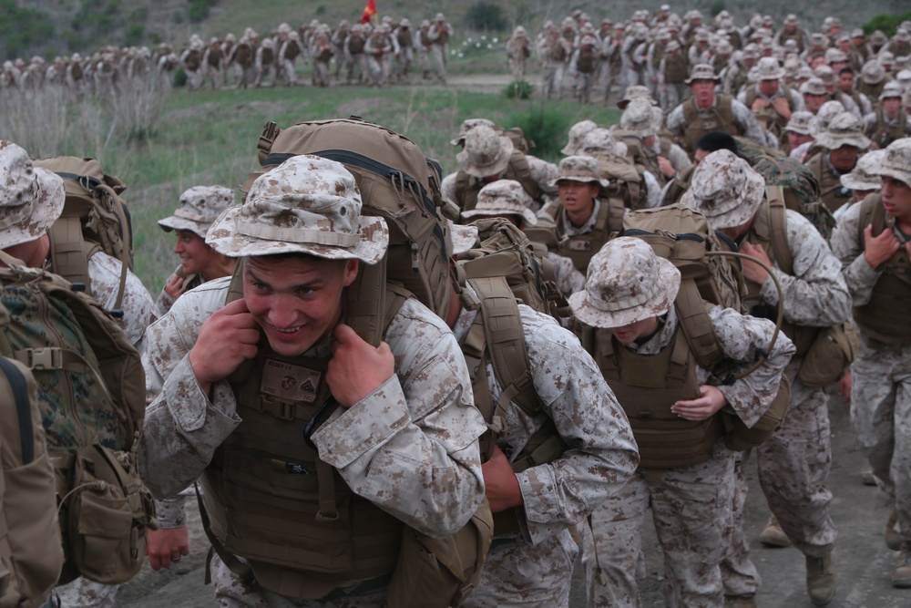 I MHG conducts hike to strengthen Marines and unit cohesion