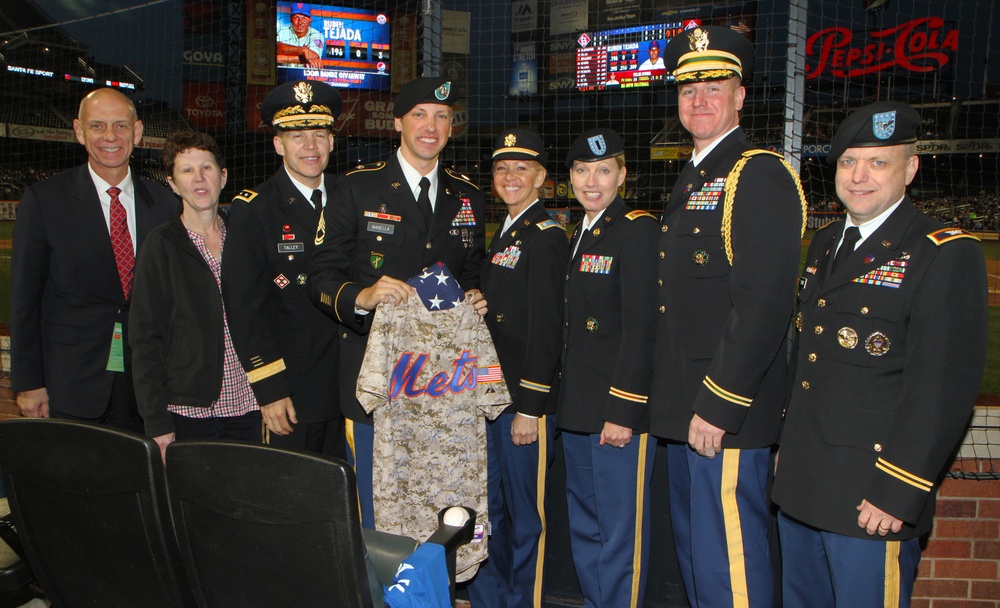 Mets' Military Monday