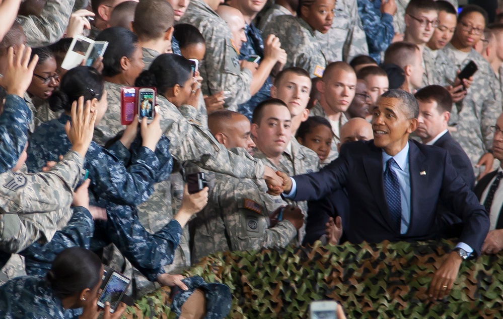 President Obama thanks service members and families in Korea