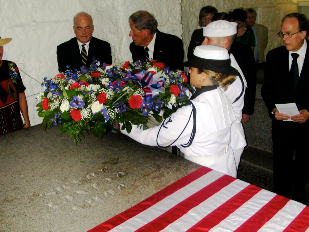 Navy Operational Support Center Quincy wreath laying at President John Quincy Adams' tomb