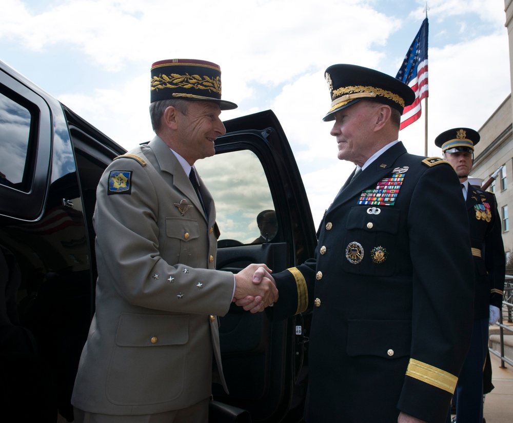 CJCS meets with his French Counterpart