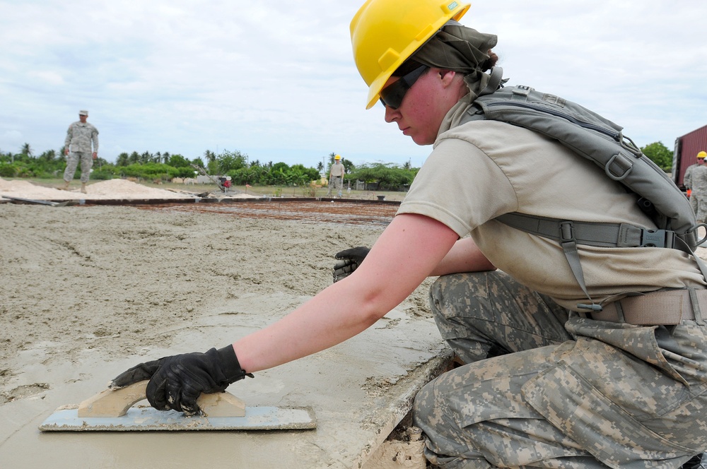 Soldiers, Airmen and allied soldiers better quality of life of Dominican citizens