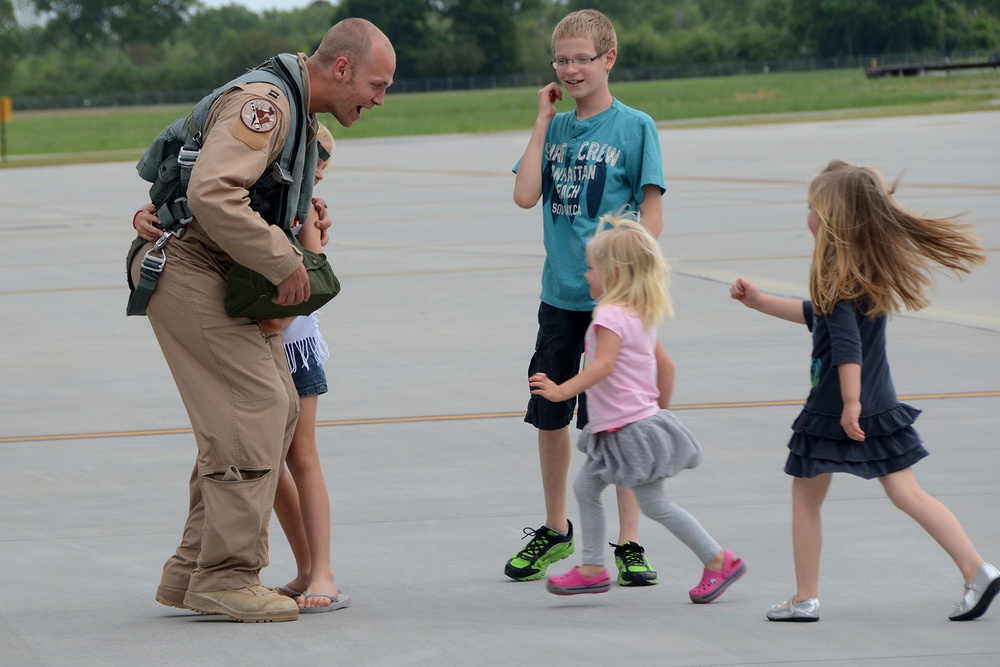 Swamp Fox pilots return from AEF deployment