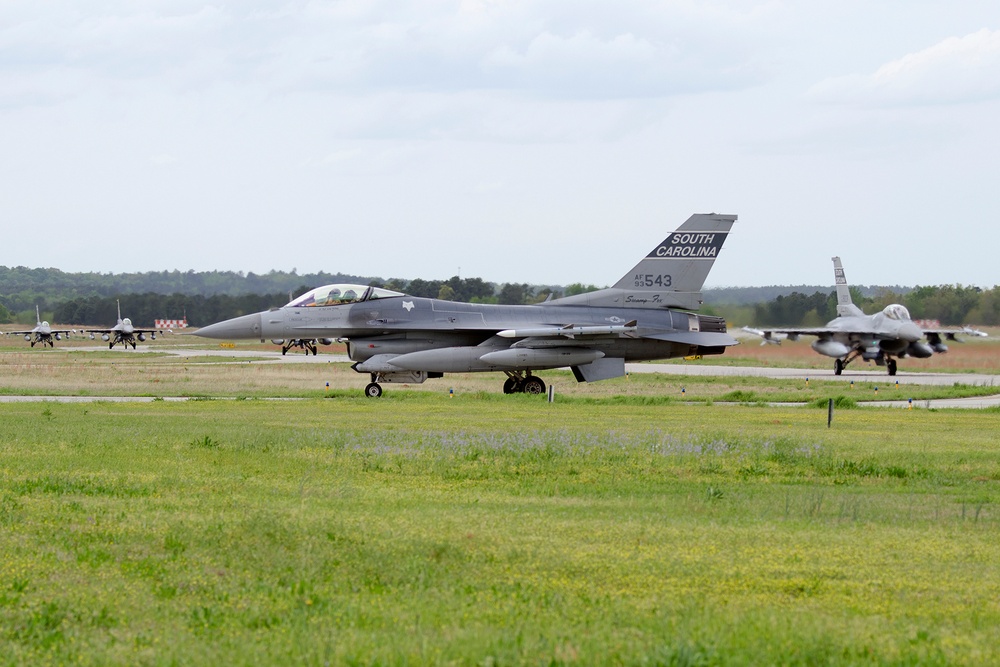 Swamp Fox pilots return from AEF deployment