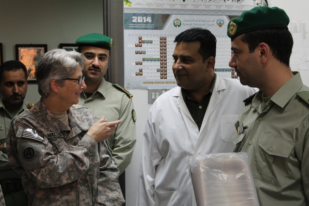 Kuwaiti National Guard medical services hosts 3rd Medical Command leaders, shares best practices during medical exchange