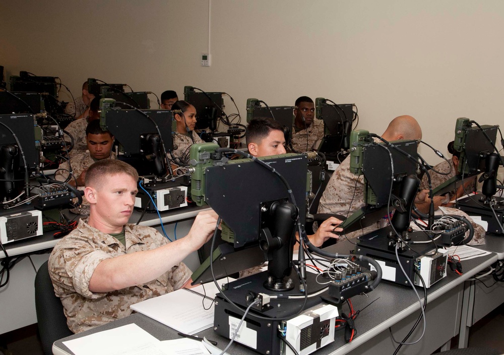 Marines' battlefield awareness enhanced with new tracking system