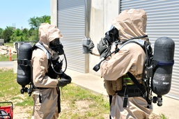 Guardsmen train alongside civil partners to save lives