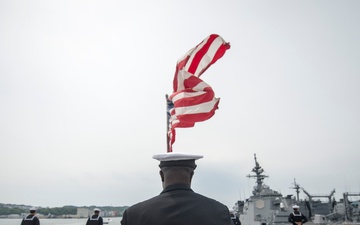 USS Denver pulls into port