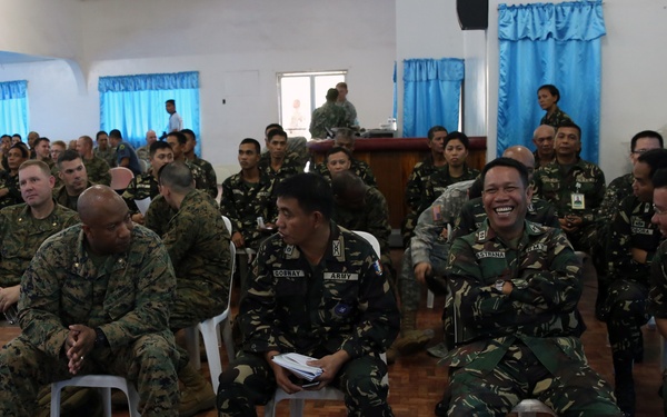 Philippine, U.S. armed forces exchange expertise, best practices