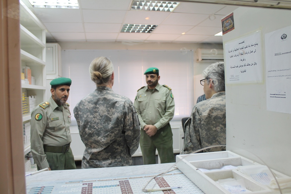 Kuwaiti National Guard medical services host 3rd Medical Command leaders, shares best practices during medical exchange