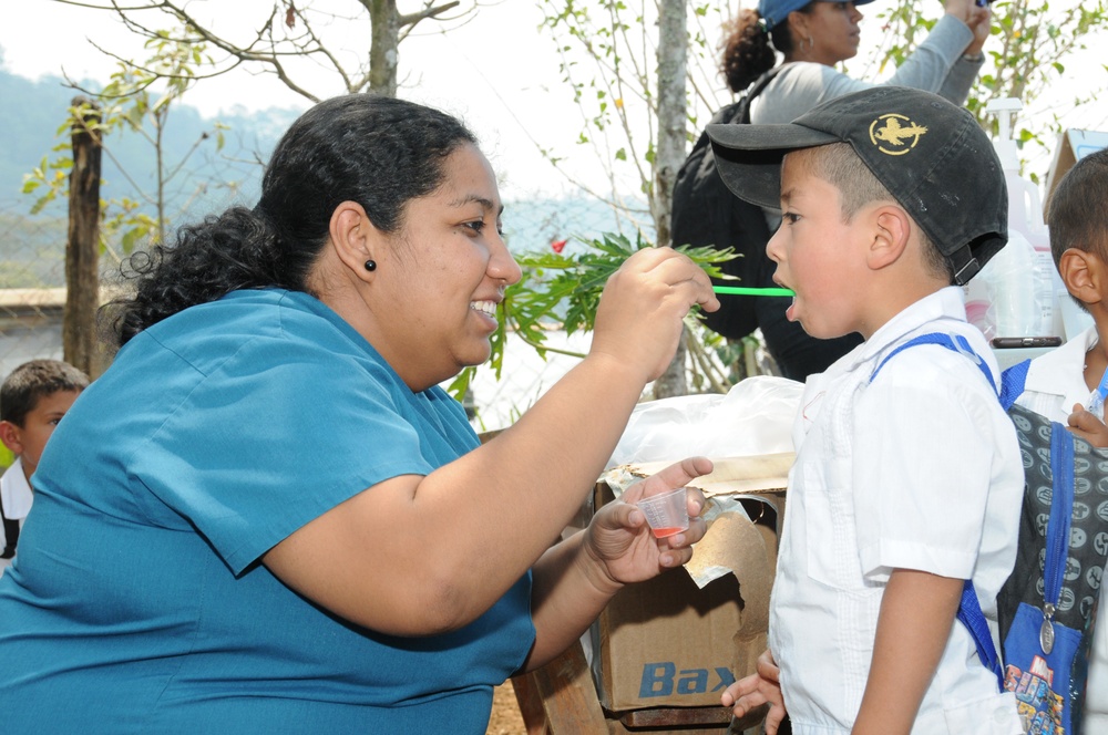 Joint Task Force-Bravo’s Medical Element provides care to nearly 1,000 in Honduran village