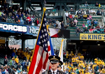 Seattle Mariners honor military during Salute to Armed Forces Night