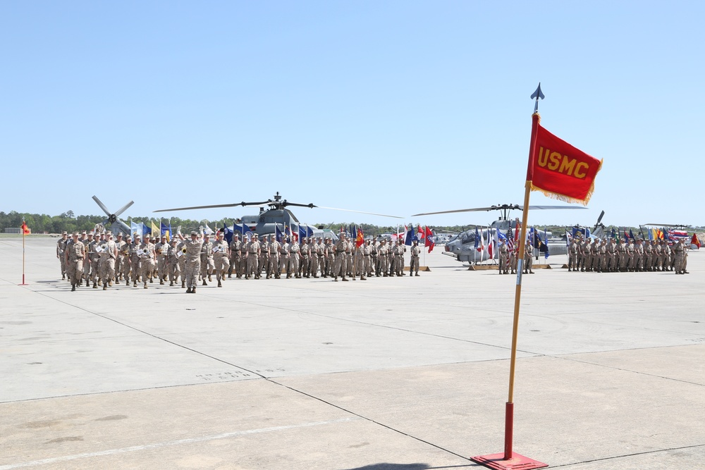 HMLA-167 sergeant major retires