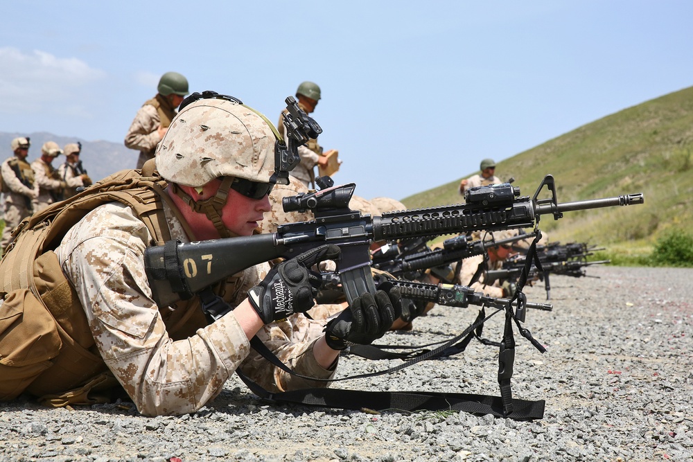 Combat engineers refresh skills at Table III shoot
