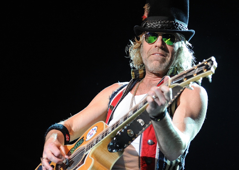 Air Force Reserve hosts Tour for the Troops concert at Fort Sill