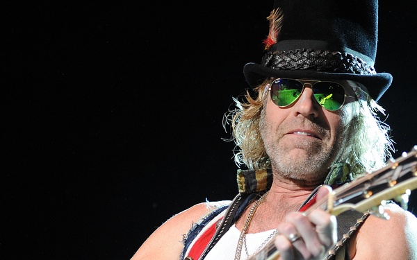 Air Force Reserve hosts Tour for the Troops concert at Fort Sill