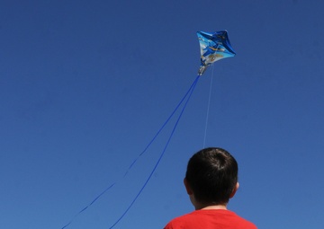 Elementary school students take to the skies, experience kite flying