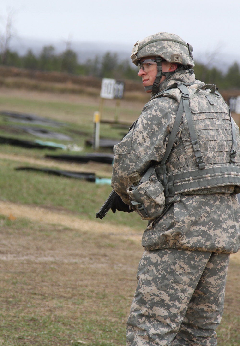 Army's best warriors compete on pistol range