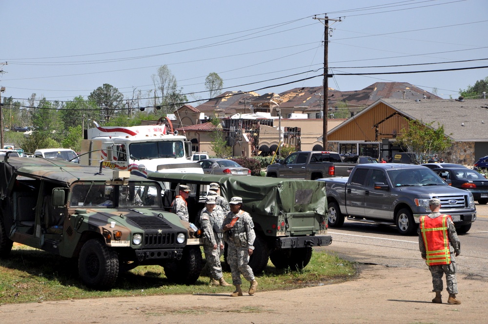 MSARNG aids in Tupelo, Miss., tornado recovery