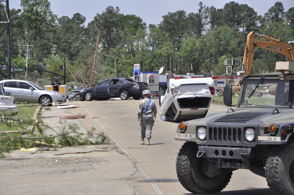 MSARNG aids in Tupelo, Miss., tornado recovery