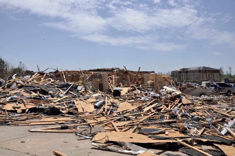 MSARNG aids in Tupelo, Miss., tornado recovery