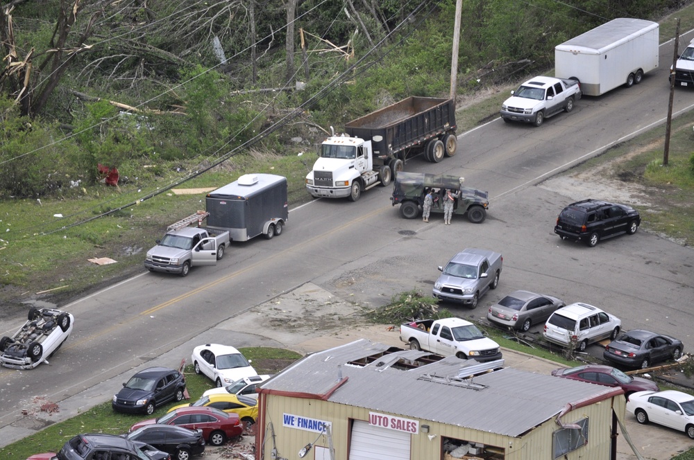 MSARNG aids in Tupelo, Miss., tornado recovery