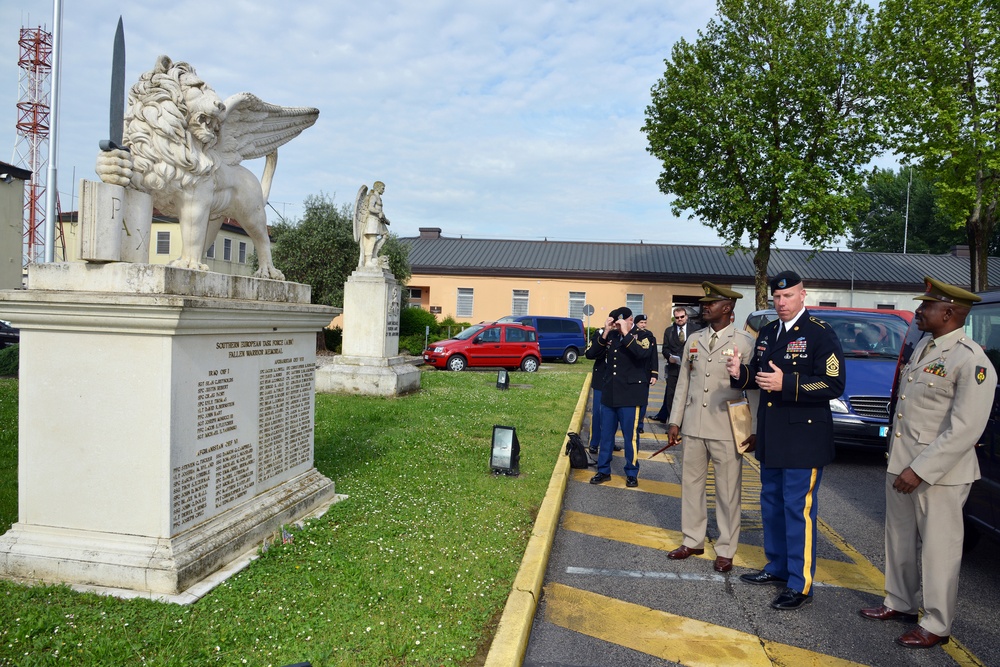 Ghana Chief of Army Staff visits USARAF Caserma Ederle Vicenza - Italy