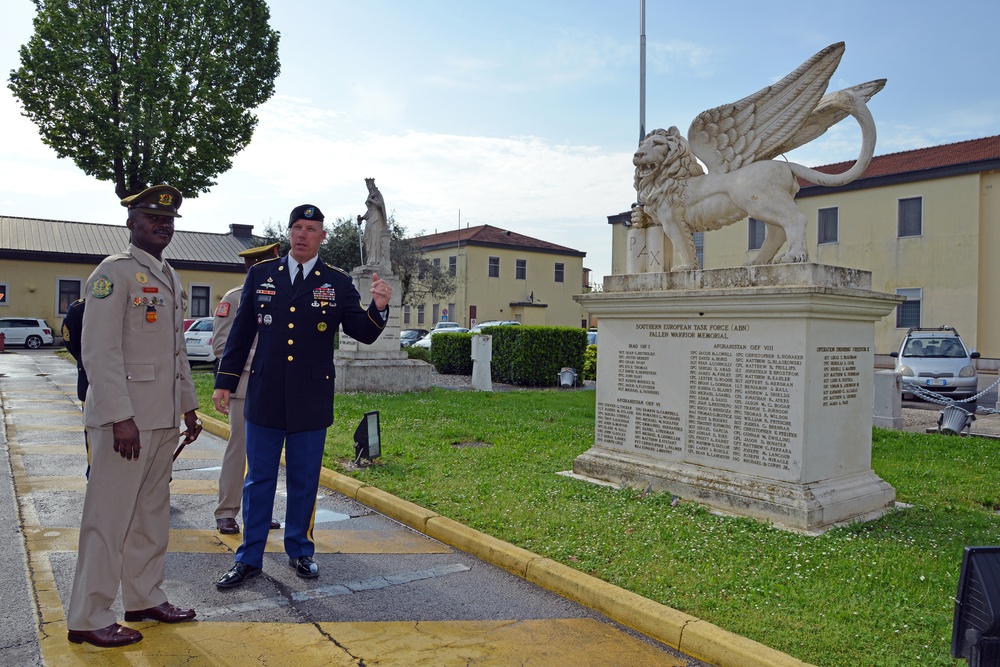 Ghana Chief of Army Staff visits USARAF Caserma Ederle Vicenza - Italy