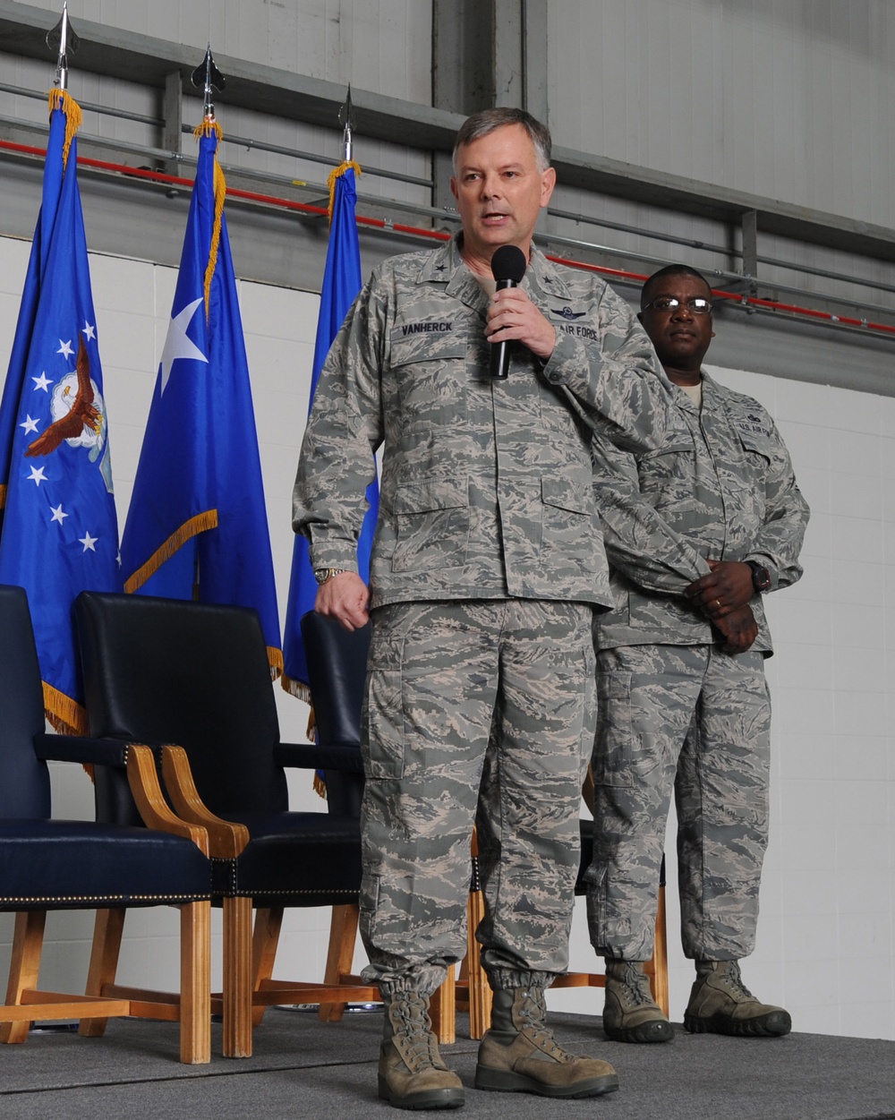 509th Bomb Wing presented Omaha Trophy