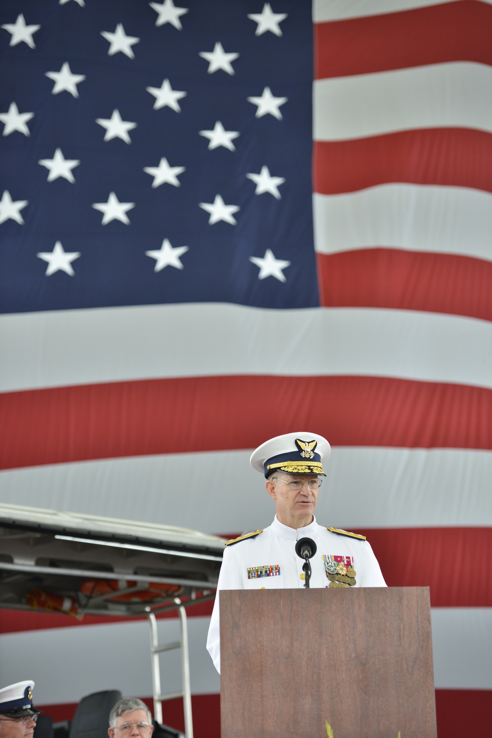 Coast Guard holds 5th District change of command ceremony in Portsmouth, Va.