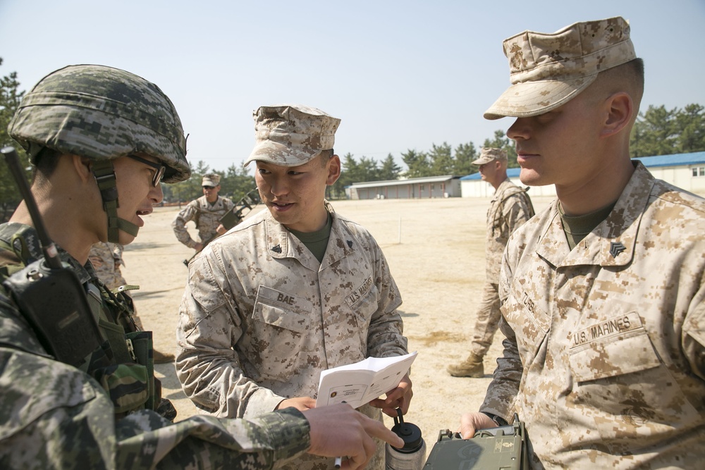 ROK, U.S. Marines revisit basics of minesweeping